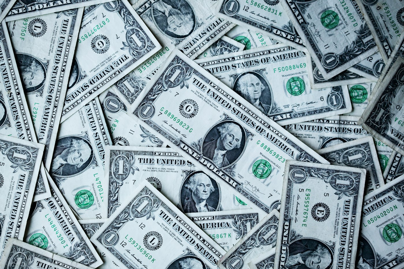 Currency and money transfers between Europe and Brazil